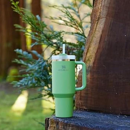Vaso térmico aislado al vacío de acero inoxidable Stanley Quencher H2.0 FlowState con tapa y pajita para agua, té helado o café, batidos y más