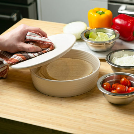 RSVP International Stoneware Tortilla Warmer & Server with Lid, Dishwasher, Microwave and Oven Safe, 8.5" Dia x 3.5", White