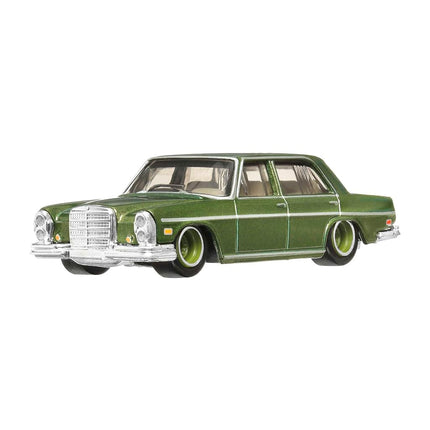 Hot Wheels Culture Circuit Legends, véhicules pour enfants de 3 ans et plus, collection premium de véhicules à l'échelle 1:64