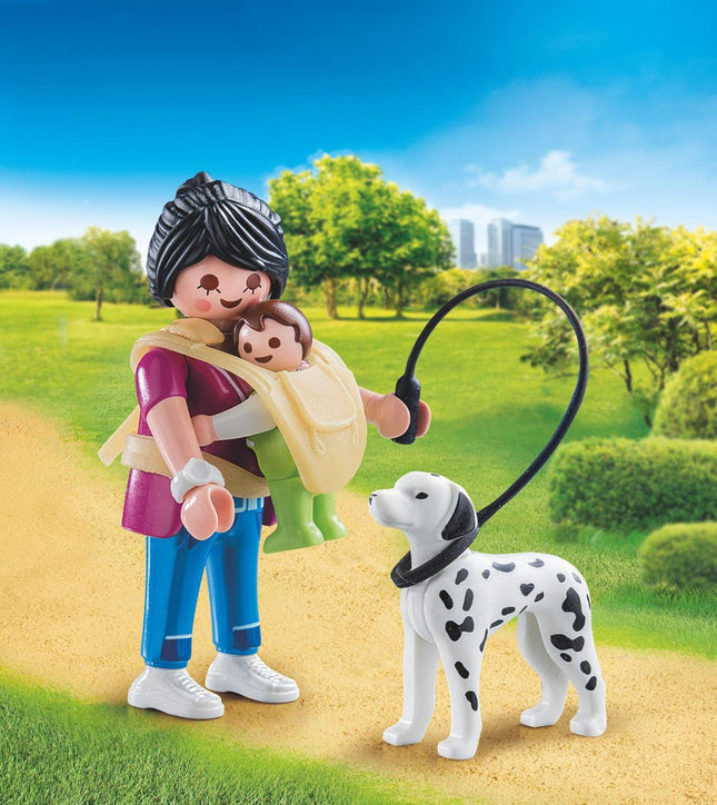 Playmobil 70154 Special Plus Maman avec bébé et chien, jeu de rôle imaginatif, ensembles de jeu adaptés aux enfants de 4 ans et plus