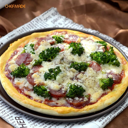 CHEFMADE Pizza Pan, 9-Inch Non-Stick Pancake Bakeware for Oven Baking (Champagne Gold),CHM-Bake-WK9047