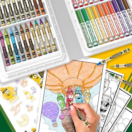 Set de Colorear Crayola con Estuche de Arte Amarillo de Edición Limitada, Crayones de Edición Limitada, Más de 50 Piezas, Regalos para Niños