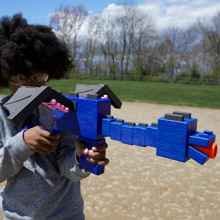 NERF Minecraft Ender Dragon Blaster, Clip interne de 4 fléchettes, 12 fléchettes en mousse Elite, Design inspiré du mob Minecraft du jeu