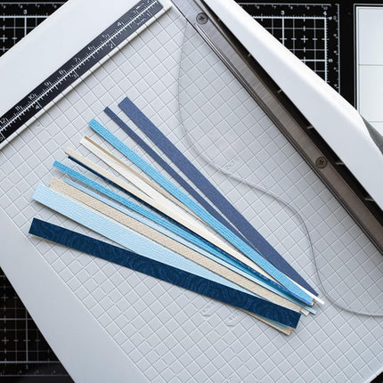 Tonic Studios Tim Holtz Tonic Guillotine Comfort Paper Trimmer 8.5-inch by Tim Holtz Grey/Red, Acrylic, Multicolour, 4.29x19.32x31.36 cm