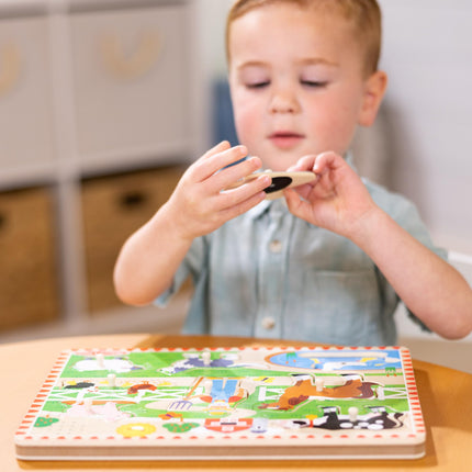 Melissa & Doug Rompecabezas musical de la Granja de Old MacDonald – Rompecabezas de madera con 8 piezas y clavijas, con sonidos activados por la luz, juguete de aprendizaje musical para niños pequeños y preescolares de 2 años en adelante