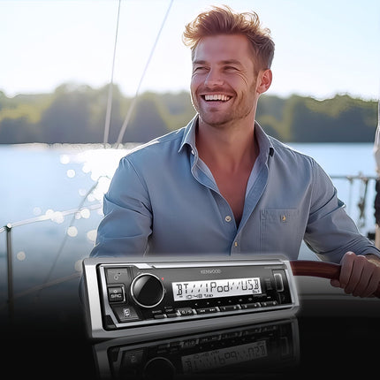 Receptor multimedia digital marino Kenwood KMR-M328BT con Alexa y Bluetooth integrado (NO reproduce CD)
