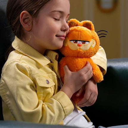 Classic Garfield 8" Plush | Charming Character Detail | Soft and Huggable | Great Gift Or Addition to Your Collection | Ages 3+