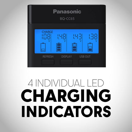 Cargador rápido superavanzado Panasonic K-KJ65KHA4BA de 4 posiciones con panel indicador LCD, puerto de carga USB y 4 pilas recargables AA eneloop pro, negro