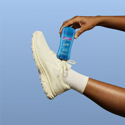 Desodorante y Antitranspirante en Gel Transparente Secret Outlast, Completamente Limpio - 2.6 oz cada uno, Paquete de 2