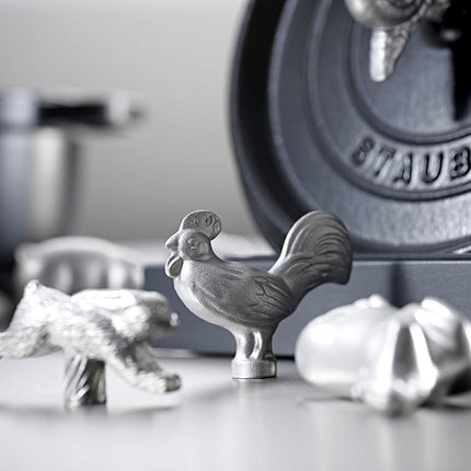 Knob rooster, chicken