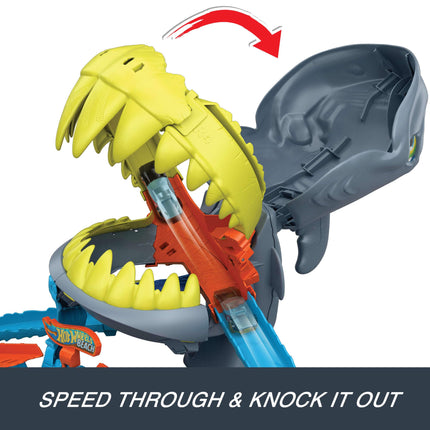 Hot Wheels City Shark Chomp Beach Playset & 1:64 Scale Toy Car