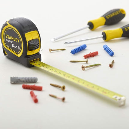 STANLEY STA030696N Tylon Tape, 5m/16ft, Pawl Lock, Yellow & Black