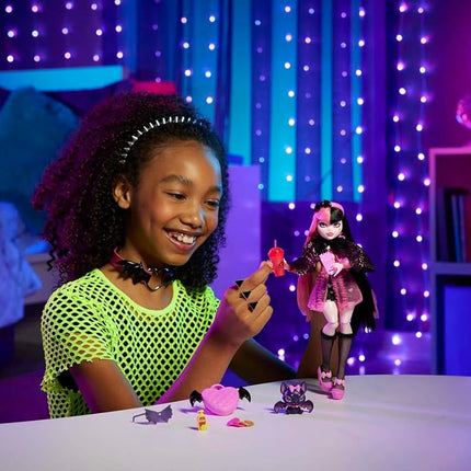 Monster High Doll, Draculaura with Accessories and Pet Bat, Posable Fashion Doll with Pink and Black Hair