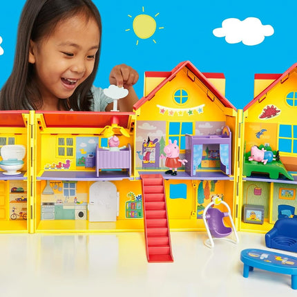 Peppa Pig Peppa's Big Family House Playset with 3 Figures, 11 Accessories, 2025 Version with Baby Evie, Preschool Toys for Girls and Boys 3 and Up