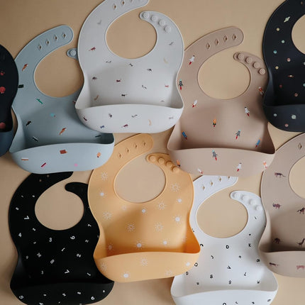 mushie Silicone Bib, White Letters, One Size, 2500216