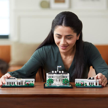 LEGO 21054 Architecture The White House Display Model Building Kit, Landmark Collection Set for Adults, Collectible Home Décor Gift Idea for Men, Women, Him or Her
