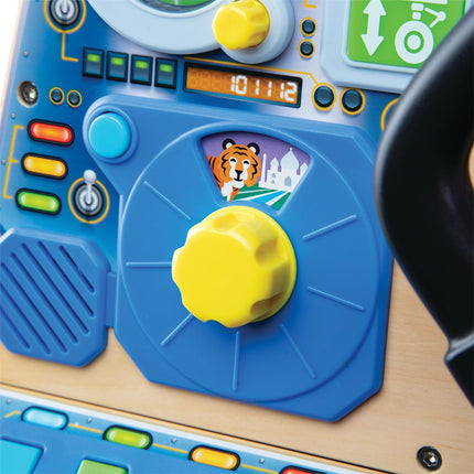 Melissa & Doug Jet Pilot - Tablero de Mando Interactivo | Juguetes de avión de madera para niños, juegos de imitación para niños y niñas | A partir de 3 años - Certificado FSC