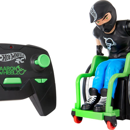 Hot Wheels RC Aaron Wheelz Wheelie Chair, silla de ruedas a control remoto con figura de Aaron "Wheelz" Fotheringham de motocross