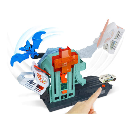 Hot Wheels Bat Blitz Hospital Attack Play Set