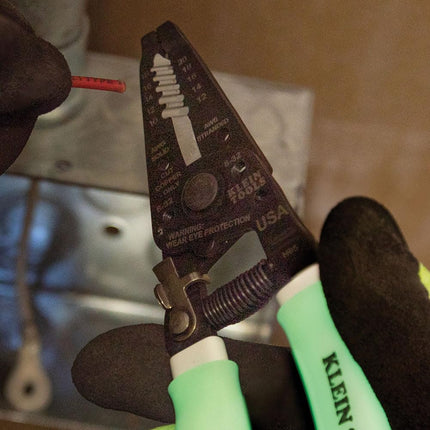 KLEIN TOOLS Wire Stripper/Cutter, Klein-Kurve Stripper/Cutter, 10-18 AWG Solid, 12-20 AWG Stranded Wire, Glow in The Dark Grips 11055GLW, High-Visibility Handle