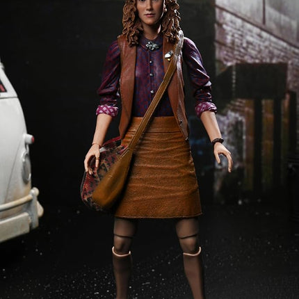 NECA 7" TMNT Ultimate April O'Neil Figure, Multicolor, 54206