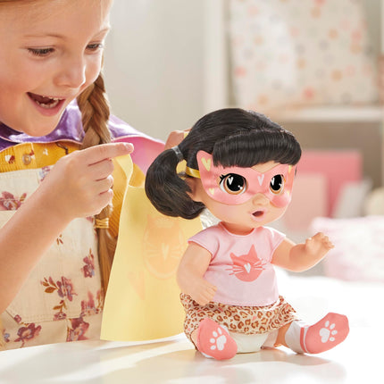 Baby Alive Super BFF Katie Kat - Muñeca con pelo negro, juego de accesorios, 28 cm, juguetes para niños y niñas a partir de 3 años (exclusivo de Amazon)