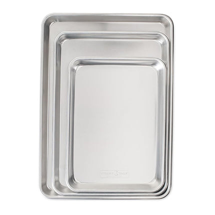 Nordic Ware Naturals 3 Piece Baker's Delight Set, Natural Aluminium Baking Sheet with Superior Heat Conductivity, Premium Bakeware Made in The USA, Silver, Aluminum