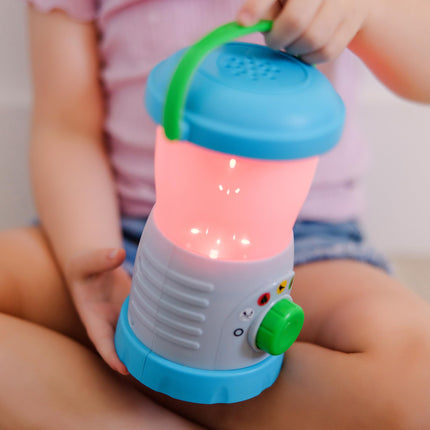 Melissa & Doug Let�s Explore� Light & Sound Camping Lantern Play Set | Light and Sound Toy for kids | 3 and Above | Gift for Boys or Girls