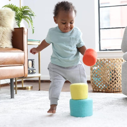Lovevery Block Set - Sustainable Solid Wood Building Blocks with More Than 20 Activities, 70 Pieces and 18 Shapes (German Activity Guide)