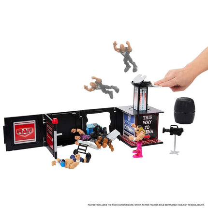 Mattel WWE Knuckle Crunchers 2-in-1 Microphone & Playset