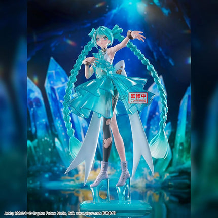 BANPRESTO Emeraldgem BP29326P Hatsune Miku Evolve Clearluxe, 28 cm, Multicoloured, Collectible Figure, Ideal for Anime Fans