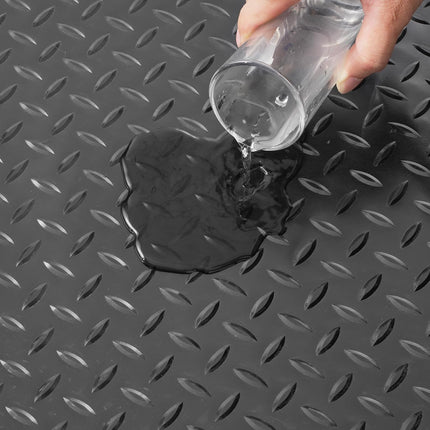 VEVOR Garage Floor Mat, 204.72 x 43.31 inch PVC Garage Flooring Roll, Non-Slip Diamond Texture, 123.14 sq.ft Covering Space, Garage Mats for Under Cars, for Gyms Boats Car Trailer, Black