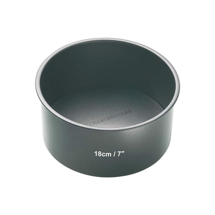 MasterClass Non-Stick Deep Round Cake Tin with Loo