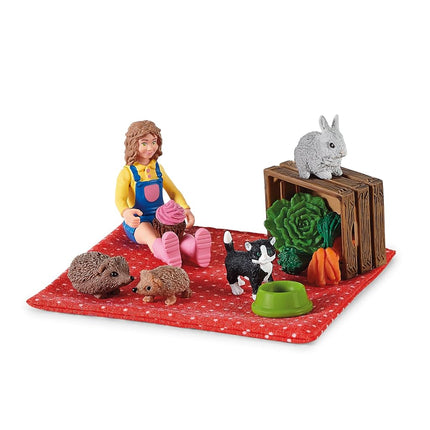Schleich Farm World - 29Pc Picnic With Little Pets - Kids Ages 3+ | 72160