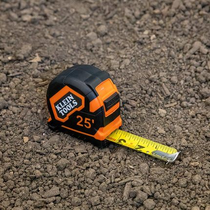 Klein Tools 9125 Tape Measure, Heavy-Duty Measuring Tape with 25-Foot Single-Hook Nylon Reinforced Blade, With Metal Belt Clip
