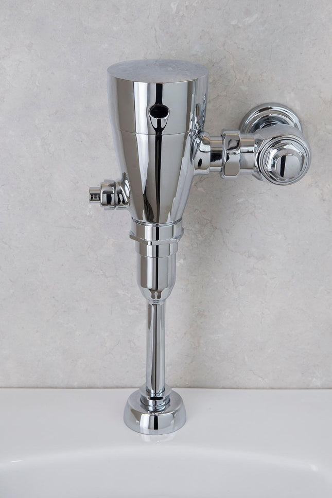 Moen 8312AC10 M-Power 3/4 po urinoir soupape de chasse électronique à détecteur externe, alimenté par courant alternatif, 1,0 gal/chasse, chrome