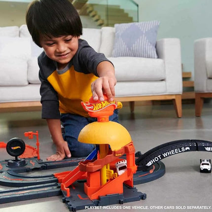 Mattel - Hot Wheels City Burger Blitz Playset