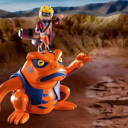 Playmobil 70667 NARUTO SHIPPUDEN Naruto vs. Pain, Exciting battle with crater base plate and giant toad Gamakichi, anime collectors figure, collectable playset suitable for children and fans ages 5+
