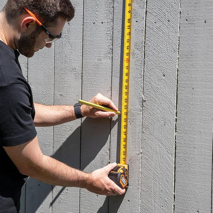 Klein Tools 9125AL Tape Measure, Heavy-Duty Measuring Tape, 25-Foot Single-Hook Nylon Reinforced Blade, Auto-Lock