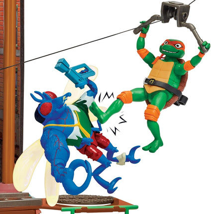 Teenage Mutant Ninja Turtles: Mutant Mayhem Sewer Lair Playset. Ideal present for boys 4 to 7 years and TMNT fans!