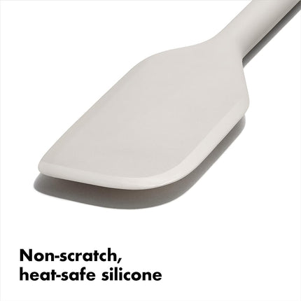 Spatule de cuisine quotidienne en silicone OXO Good Grips - Avoine