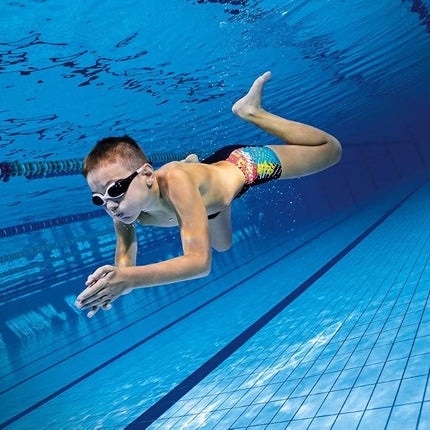 arena Spider Junior Children's Swimming Goggles, Standard Pool Goggles with Anti-Fog Lenses and UV Protection, Self-Adjusting Nose Bridge, Hypoallergenic Silicone Seals