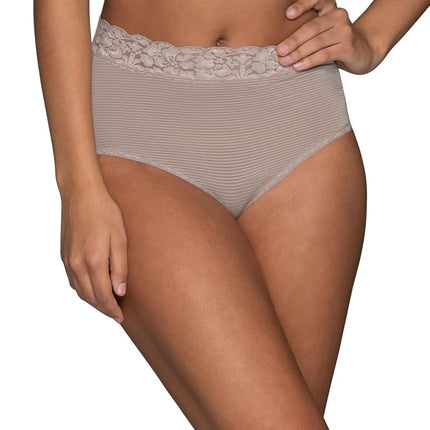 Vanity Fair Women’s Flattering Lace Panties: Light