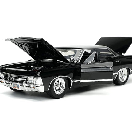 Jada 32250 Supernatural 1967 Impala SS Sport Sedan With Dean Winchester Figure 1:24 Scale Diecast Model Car