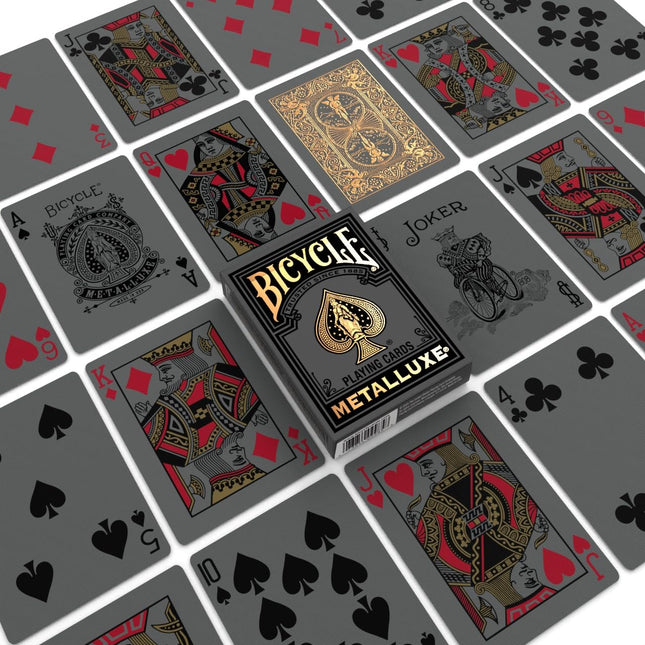 Cartas de Póker Bicycle Black and Gold Metalluxe – Baraja Metalluxe de Lámina Premium – Tamaño Clásico de Póker, Diseño de Lujo Coleccionable, Ideal para Noches de Juego, Regalos y Rellenos de Calcetín