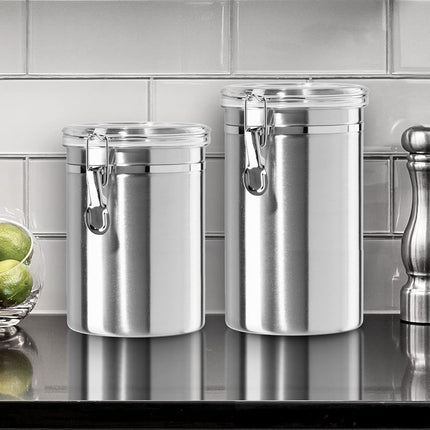 Bote de cocina de acero inoxidable Oggi de 62 oz líquidas - Tapa hermética con cierre de pinza, parte superior transparente - Ideal para almacenamiento de cocina, alimentos, despensa. Tamaño grande 12.7 cm x 19.05 cm.