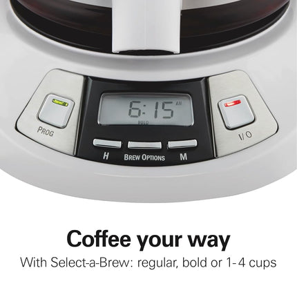 Cafetière filtre programmable Hamilton Beach 12 tasses avec 3 options d'infusion, verseuse en verre, pause et service automatiques, blanc (46294)