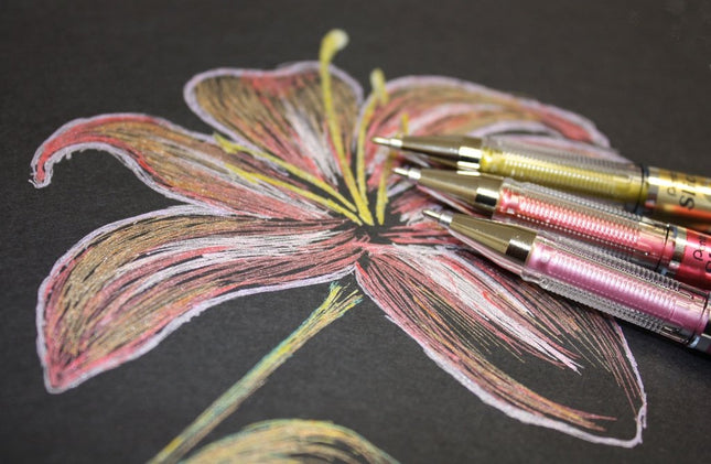 Bolígrafo de gel Pentel Arts Slicci metálico de 0.8 mm con punta de aguja, tinta violeta metálica, caja de 12 (BG208-MV)