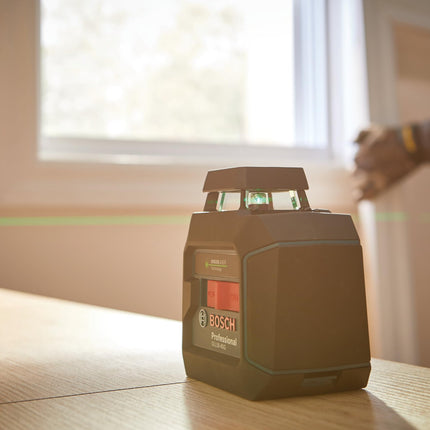 BOSCH GLL50-40G Green-Beam Self-Leveling 360 Degree Cross-Line Laser, Includes 4 AA Batteries, L-Bracket, Ceiling Clip, & Hard Carrying Case