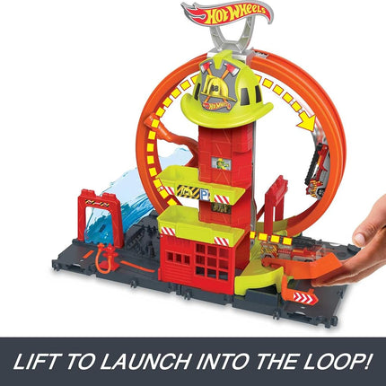 Hot Wheels City Super Loop Fire Station Playset & 1 Car